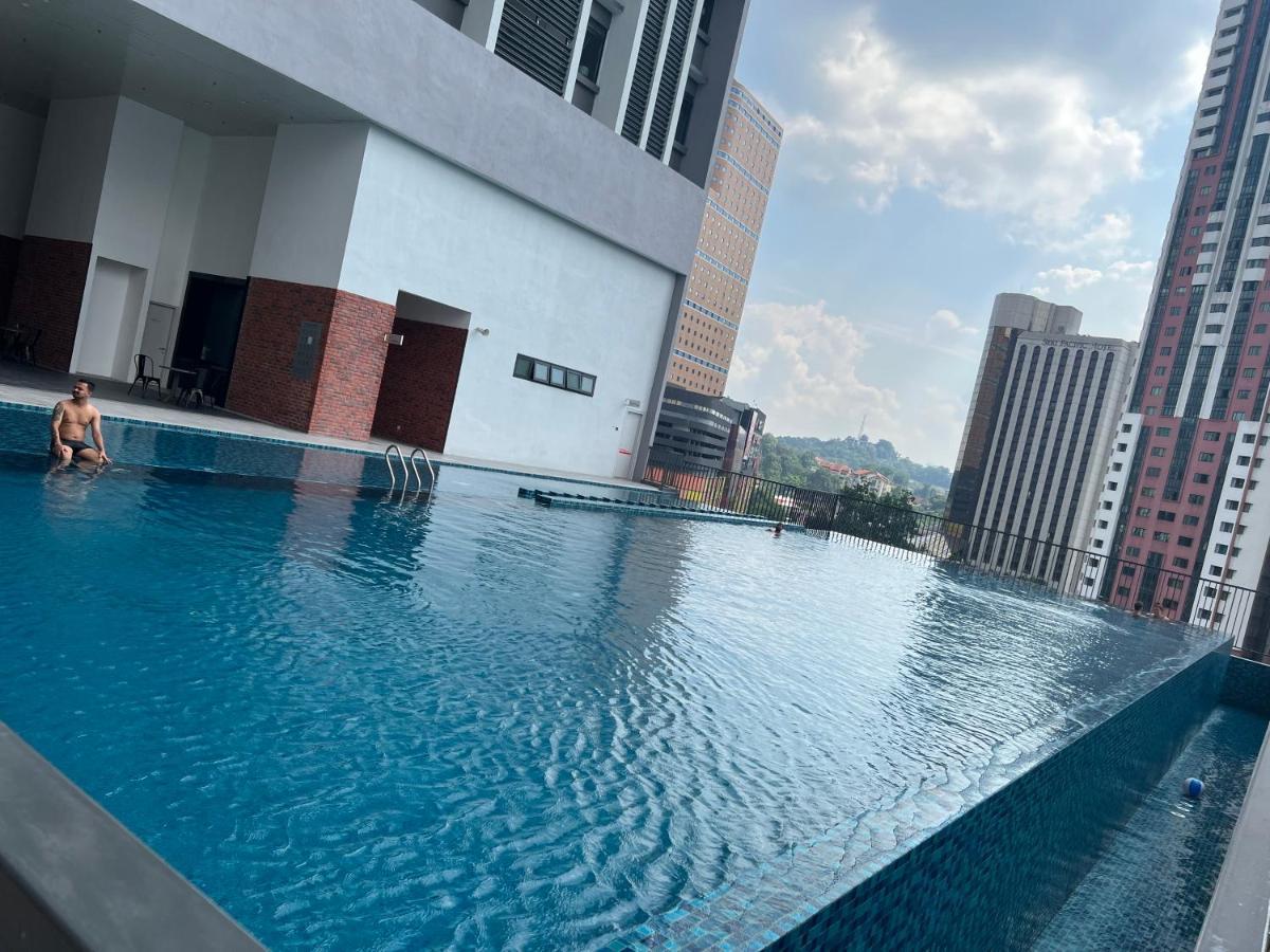 Chambers Couple Studio Klcc Κουάλα Λουμπούρ Εξωτερικό φωτογραφία