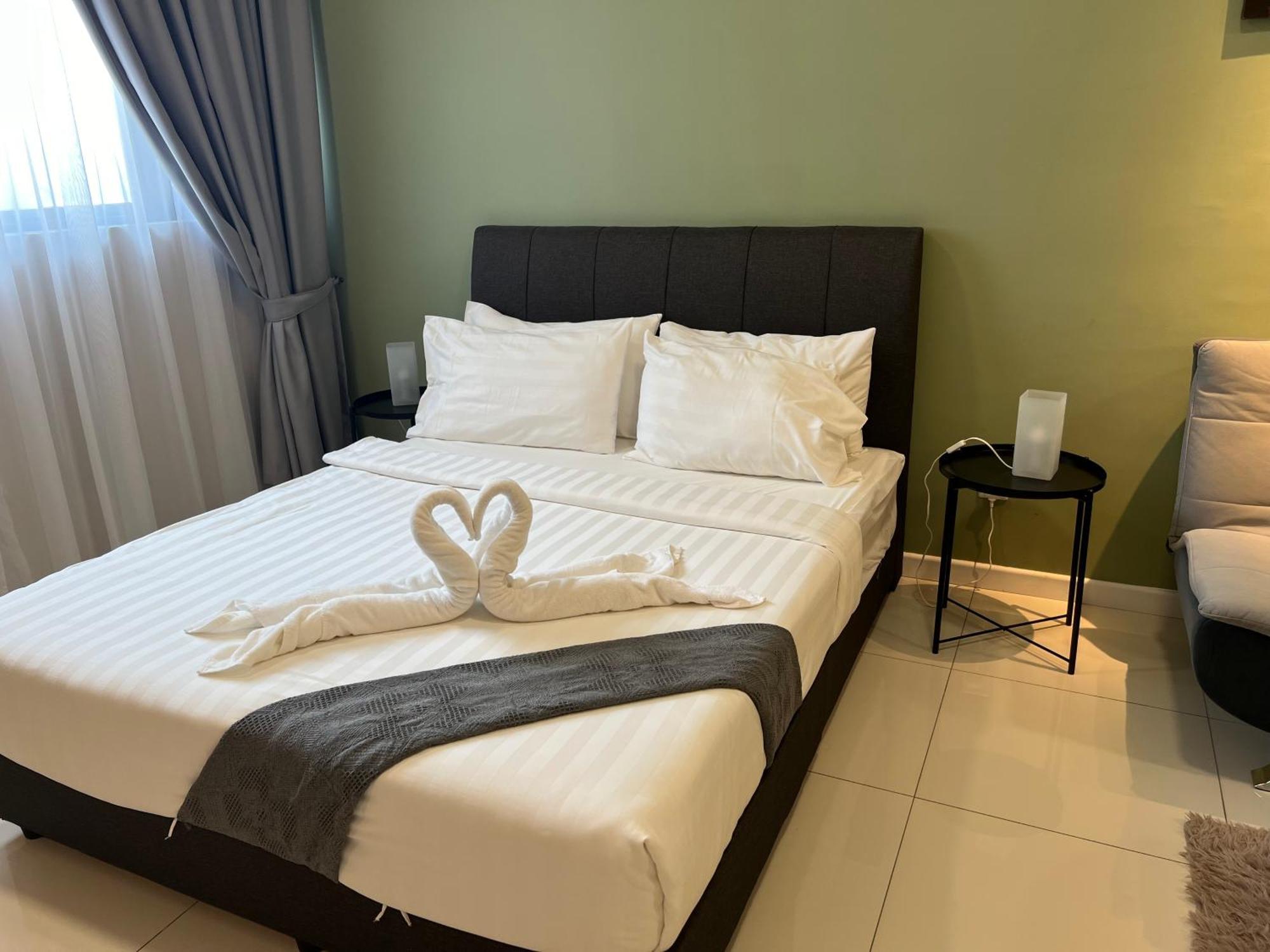 Chambers Couple Studio Klcc Κουάλα Λουμπούρ Δωμάτιο φωτογραφία